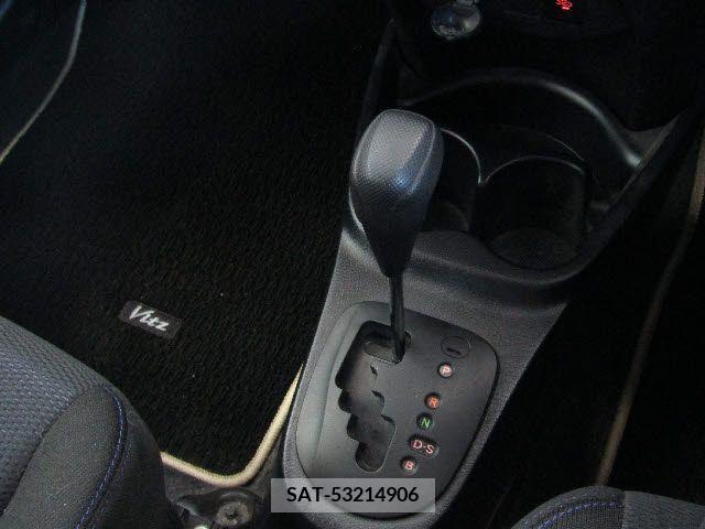 Toyota VITZ 2016-07 394847-19
