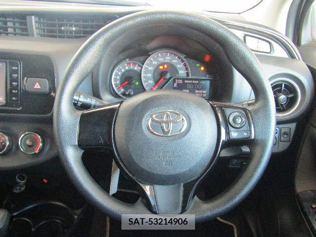 Toyota VITZ 2016-07 394847-13