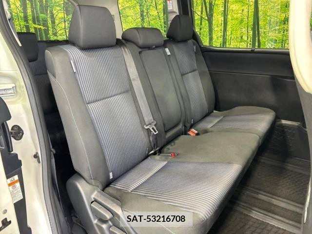 Toyota VOXY 2016-09 347513-8