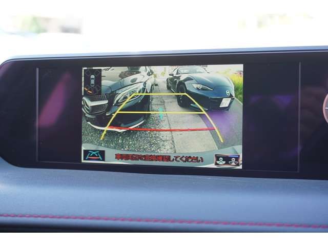 Lexus UX 2019-03 9490-10