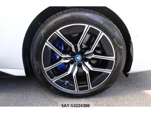 Bmw i7 2023-09 357149-26