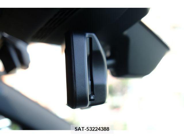 Bmw i7 2023-09 357149-22