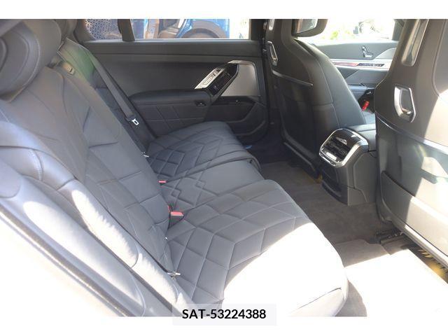 Bmw i7 2023-09 357149-8