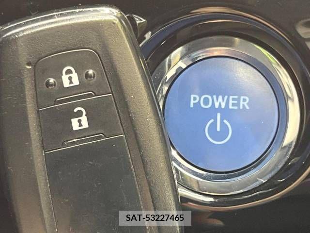 Toyota PRIUS 2019-05 322409-7