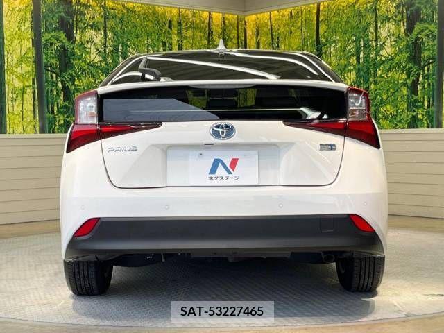 Toyota PRIUS 2019-05 322409-15