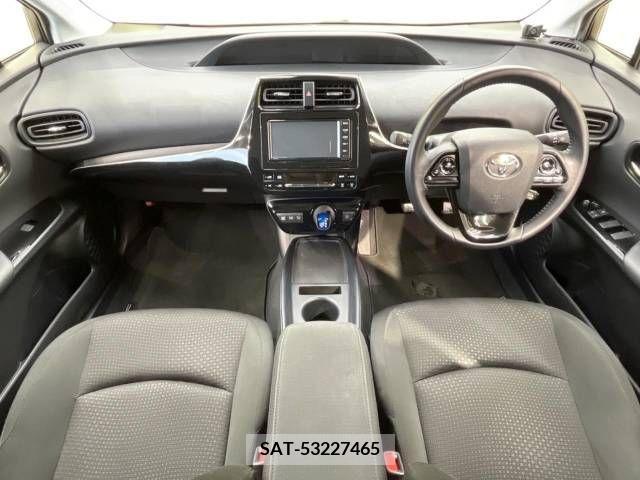 Toyota PRIUS 2019-05 322409-1