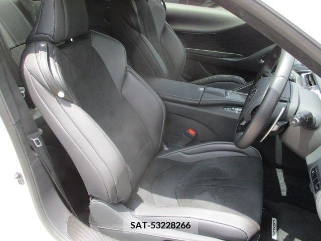 Lexus LC 2021-06 275403-9