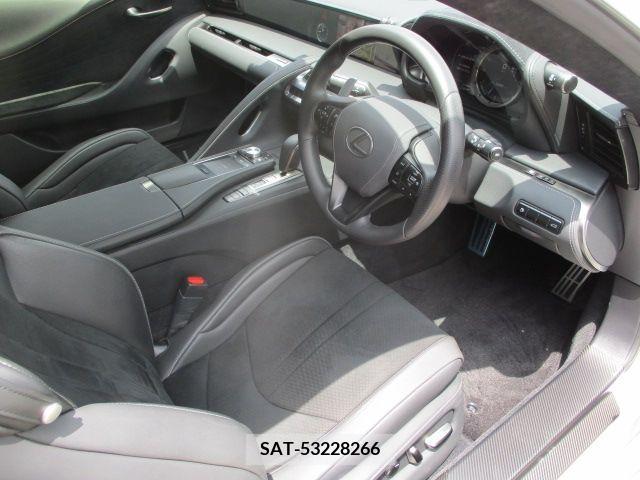 Lexus LC 2021-06 275403-1