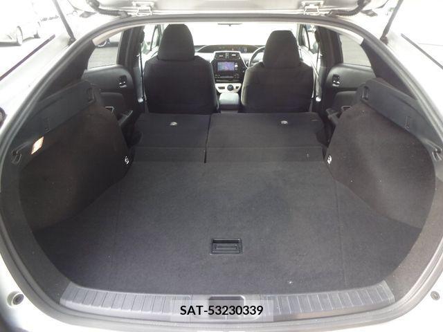 Toyota PRIUS 2017-05 322647-10