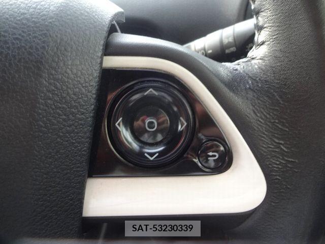 Toyota PRIUS 2017-05 322647-19