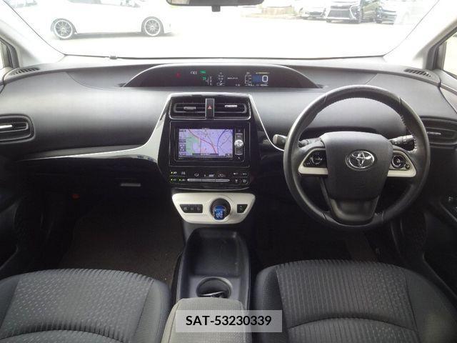 Toyota PRIUS 2017-05 322647-2