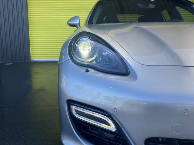 Porsche PANAMERA 2012-05 1392-8