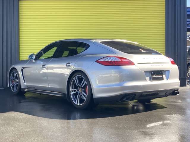 Porsche PANAMERA 2012-05 1392-7