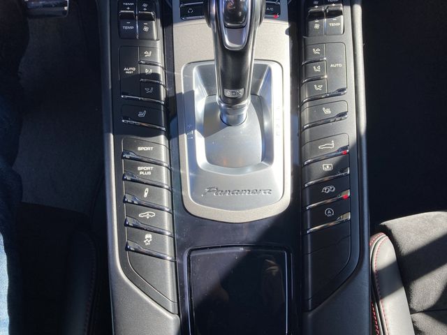 Porsche PANAMERA 2012-05 1392-20
