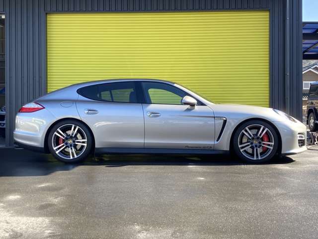 Porsche PANAMERA 2012-05 1392-3