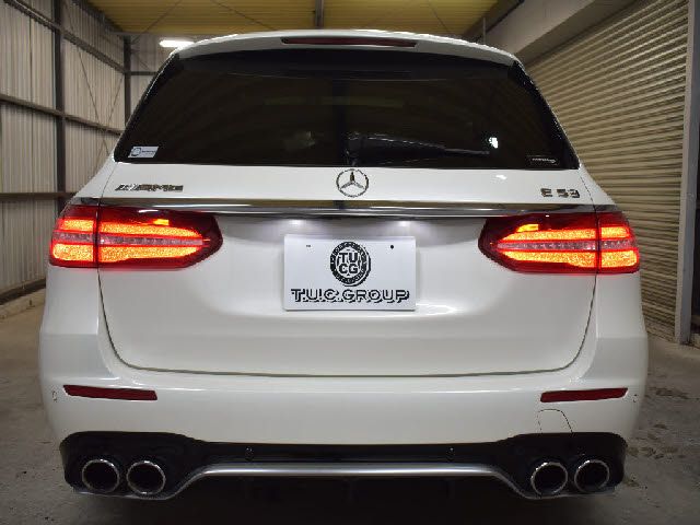 Amg E-CLASS 2018-09 15739-28