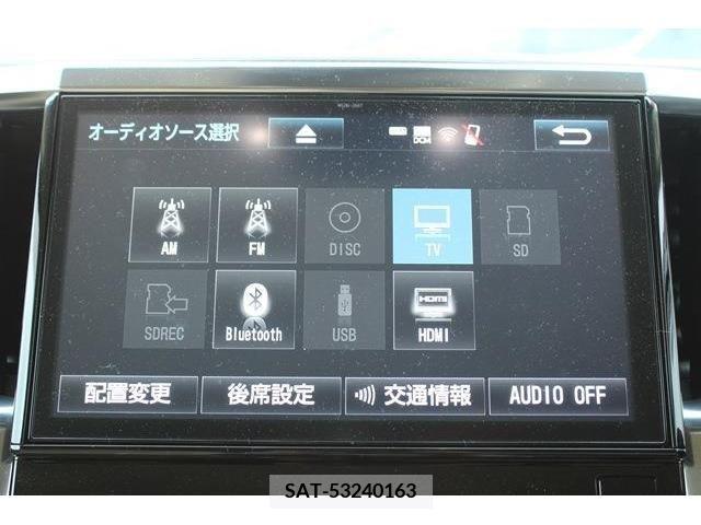 Toyota VELLFIRE 2018-07 369838-3