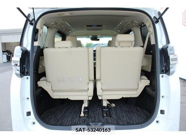 Toyota VELLFIRE 2018-07 369838-17