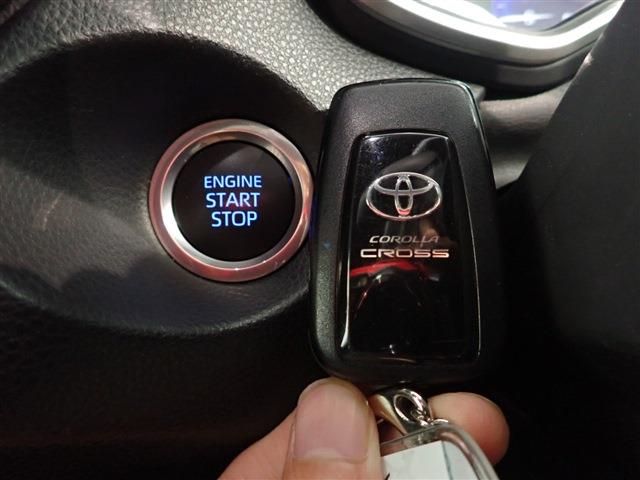 Toyota COROLLA CROSS 2022-03 13392-10