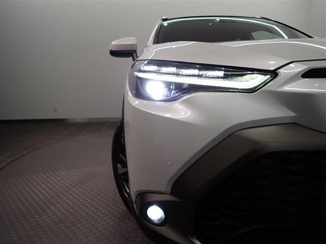 Toyota COROLLA CROSS 2022-03 13392-9