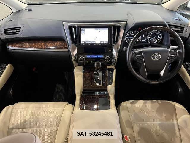 Toyota ALPHARD 2018-10 228902-16