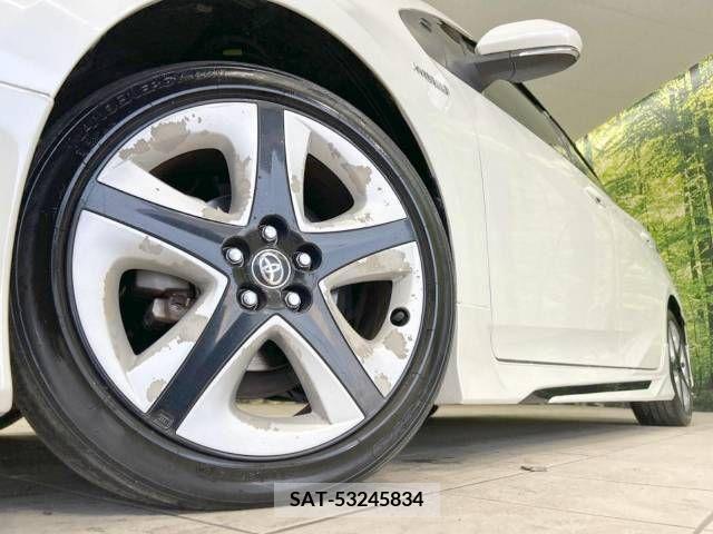 Toyota PRIUS 2016-04 281978-13