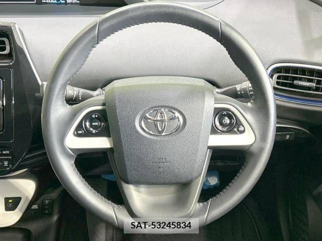 Toyota PRIUS 2016-04 281978-11