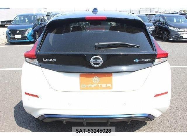 Nissan LEAF 2017-11 324782-9