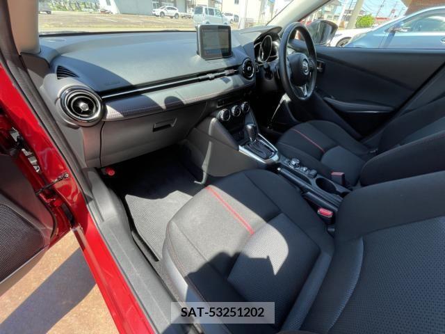 Mazda DEMIO 2016-11 328039-8