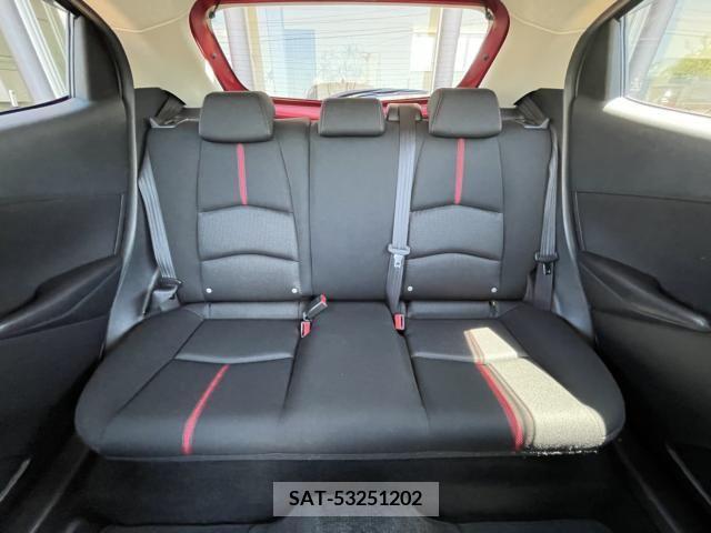 Mazda DEMIO 2016-11 328039-17