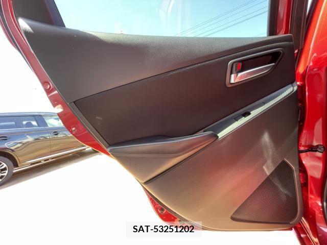 Mazda DEMIO 2016-11 328039-15