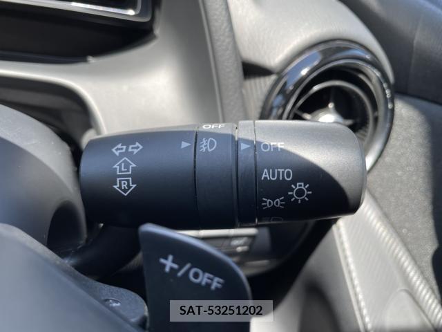 Mazda DEMIO 2016-11 328039-27
