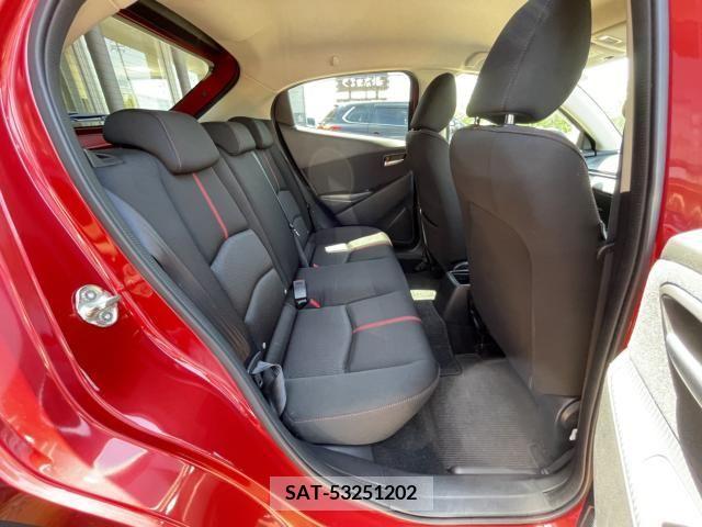 Mazda DEMIO 2016-11 328039-11