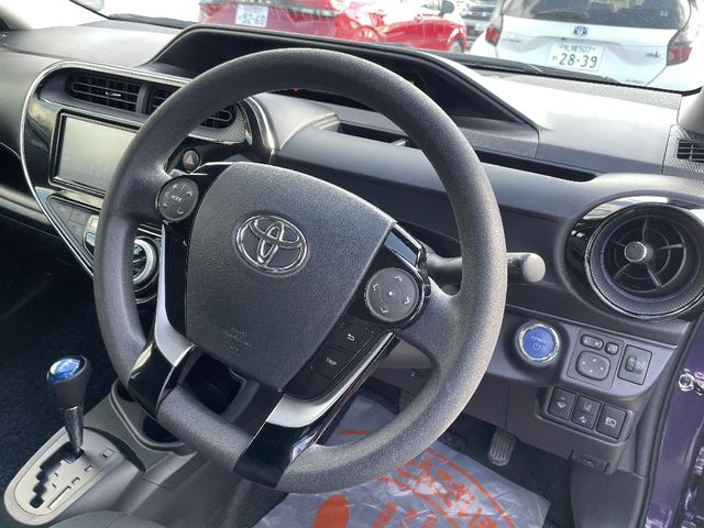 Toyota AQUA 2020-02 13619-7