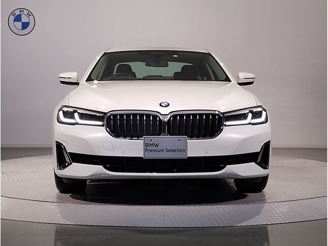 Bmw 5 SERIES 2021-03 180880-3