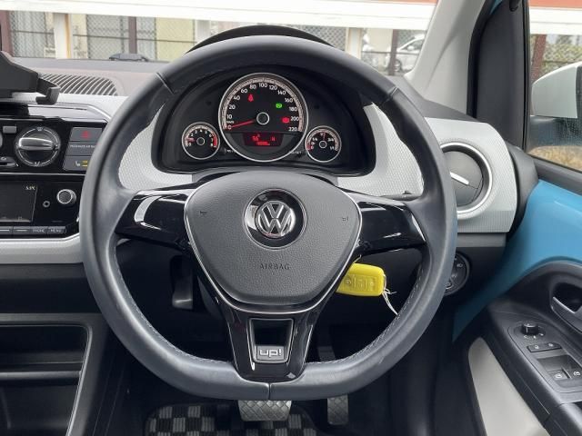VolksWagen UP! 2019-05 194668-19