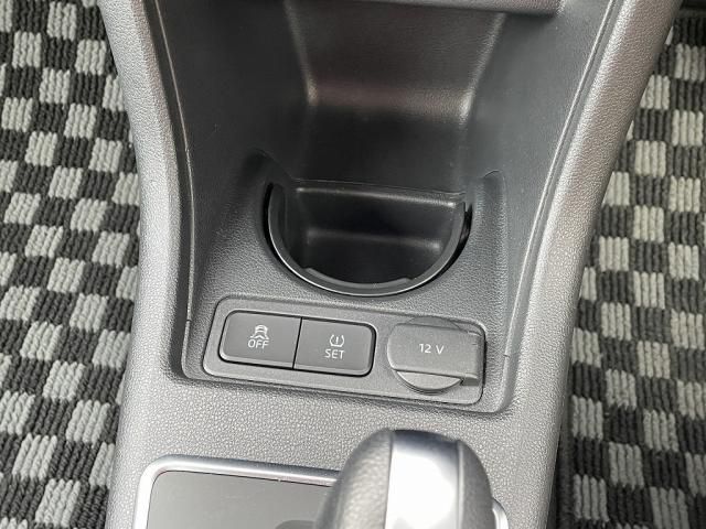 VolksWagen UP! 2019-05 194668-22