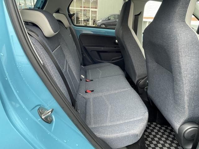 VolksWagen UP! 2019-05 194668-14