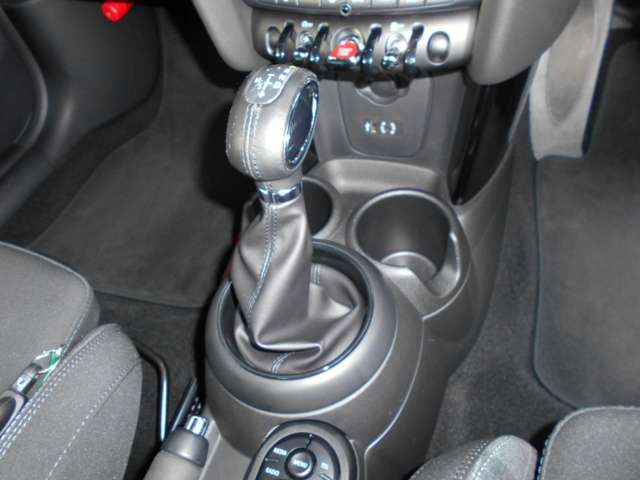 Bmw MINI 2018-01 10750-16
