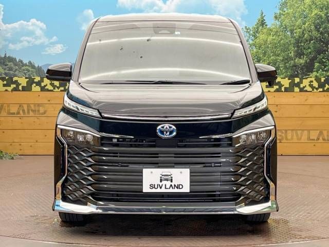 Toyota VOXY HYBRID 2022-06 188362-15