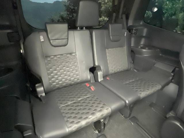 Toyota VOXY HYBRID 2022-06 188362-10