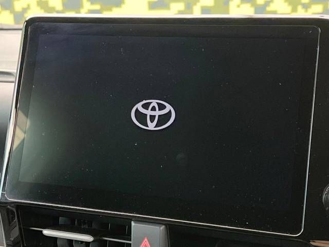 Toyota VOXY HYBRID 2022-06 188362-2