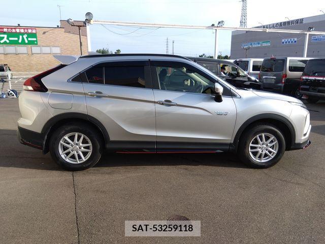 Mitsubishi ECLIPSE CROSS 2020-12 267959-3