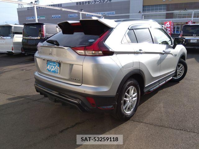Mitsubishi ECLIPSE CROSS 2020-12 267959-1