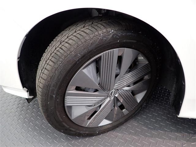 Nissan NOTE 2022-03 10957-29