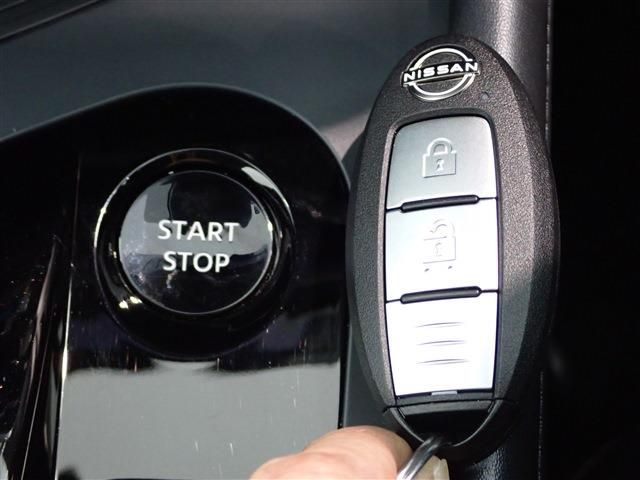 Nissan NOTE 2022-03 10957-12
