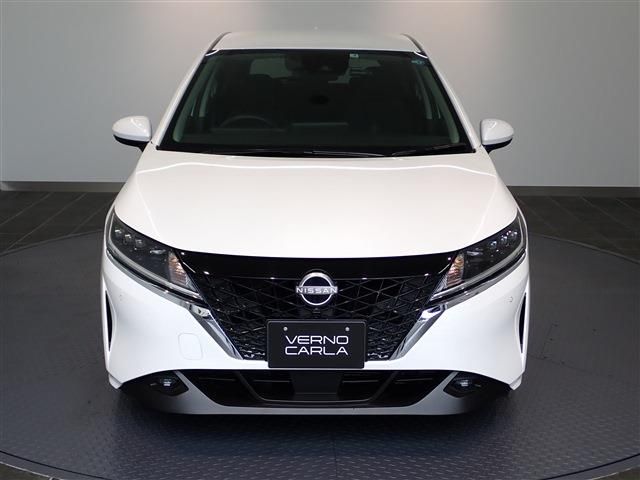 Nissan NOTE 2022-03 10957-5