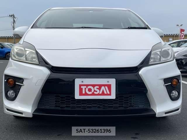 Toyota PRIUS 2012-01 322121-10