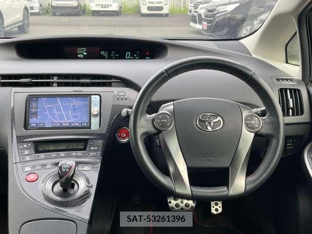 Toyota PRIUS 2012-01 322121-16
