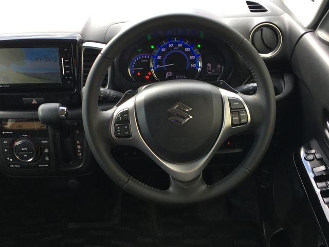 Suzuki SPACIA 2017-03 28672-7